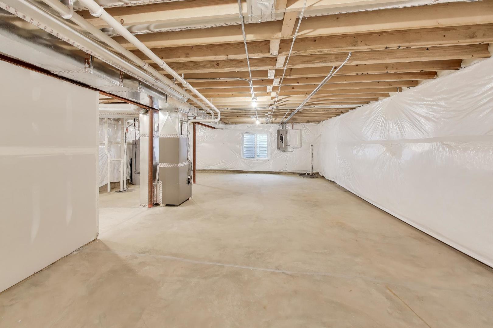 2240 Bent Grass Way, Bolingbrook, IL 60490