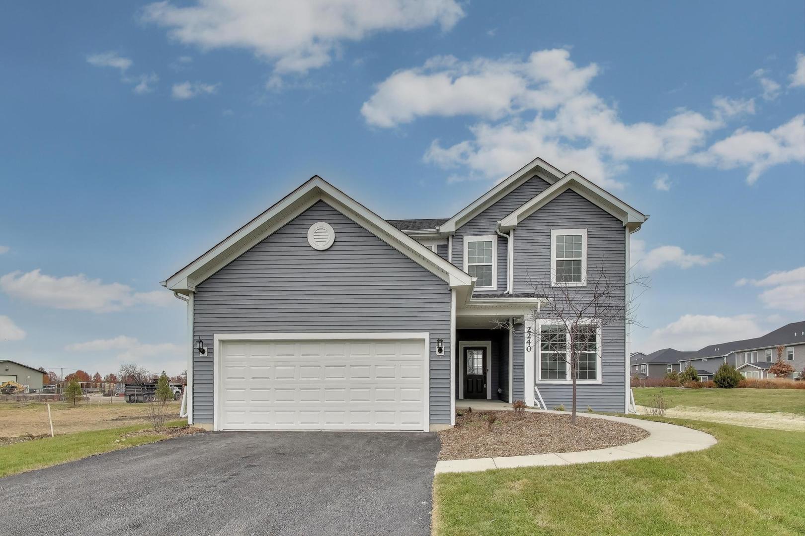 2240 Bent Grass Way, Bolingbrook, IL 60490