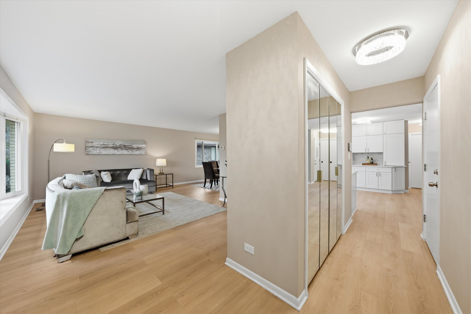 17048 Clyde Avenue, South Holland, IL 60473