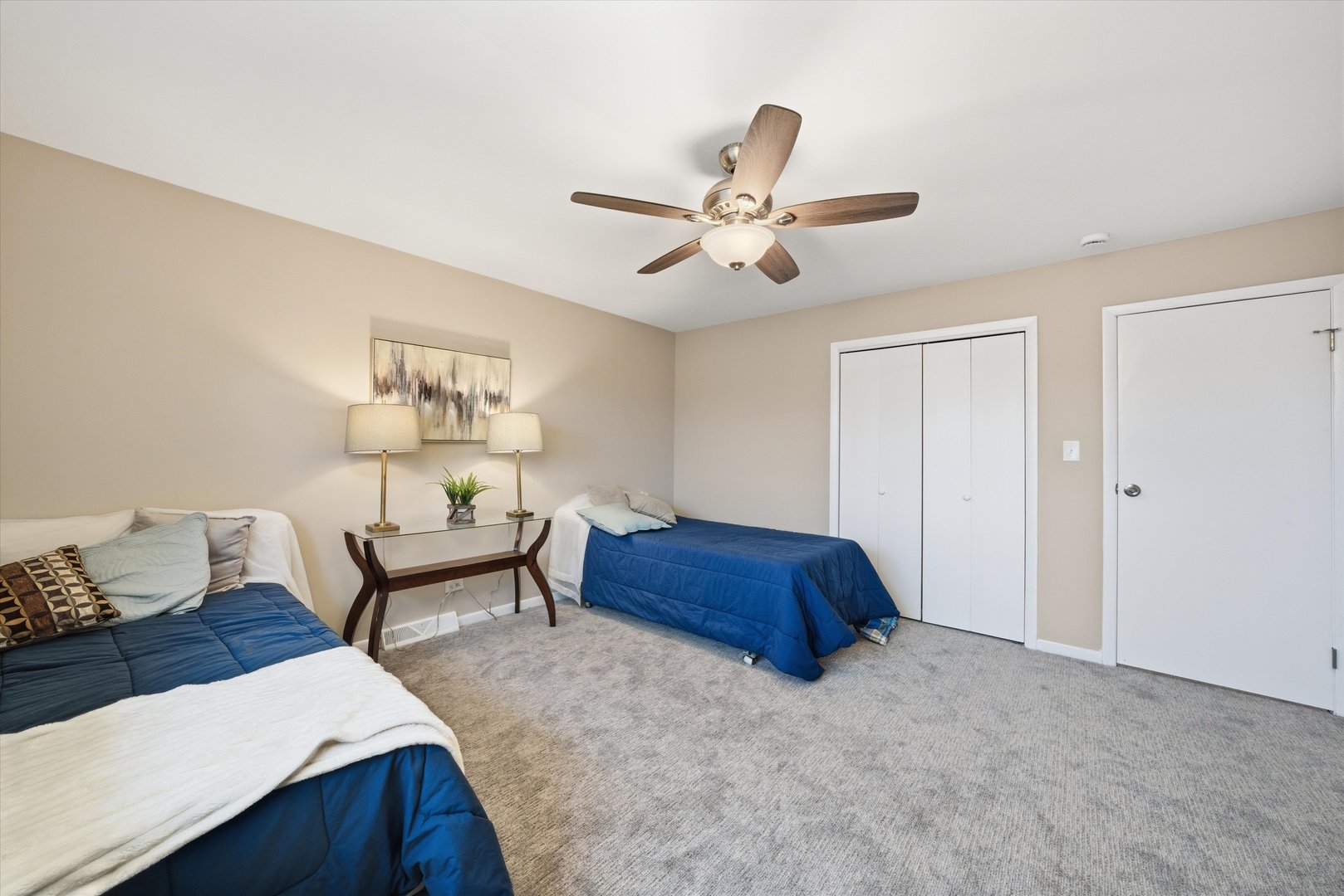 17048 Clyde Avenue, South Holland, IL 60473