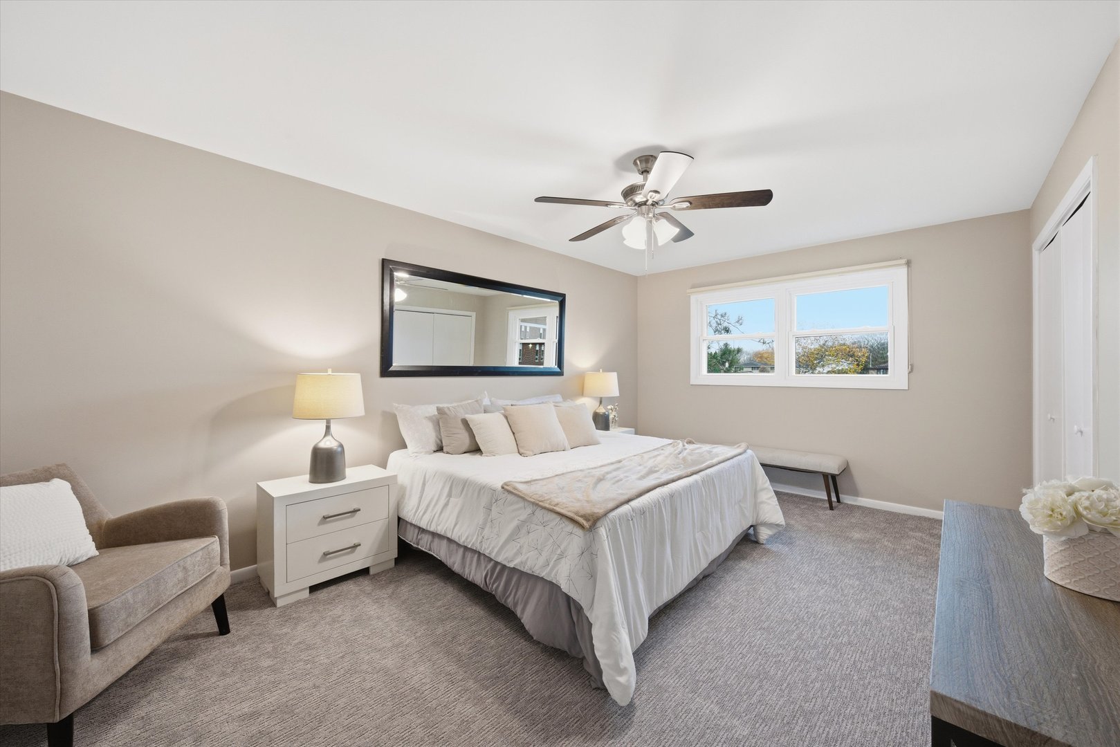 17048 Clyde Avenue, South Holland, IL 60473