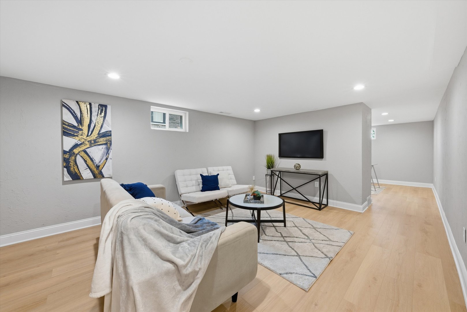 17048 Clyde Avenue, South Holland, IL 60473