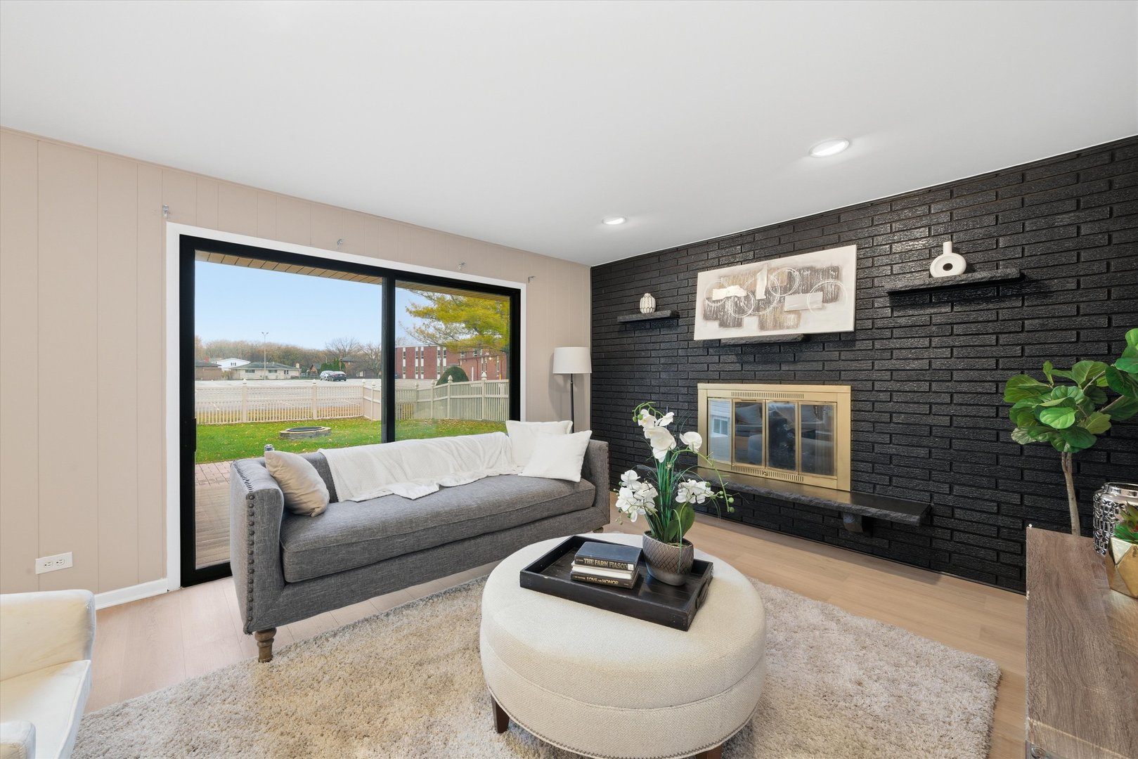 17048 Clyde Avenue, South Holland, IL 60473