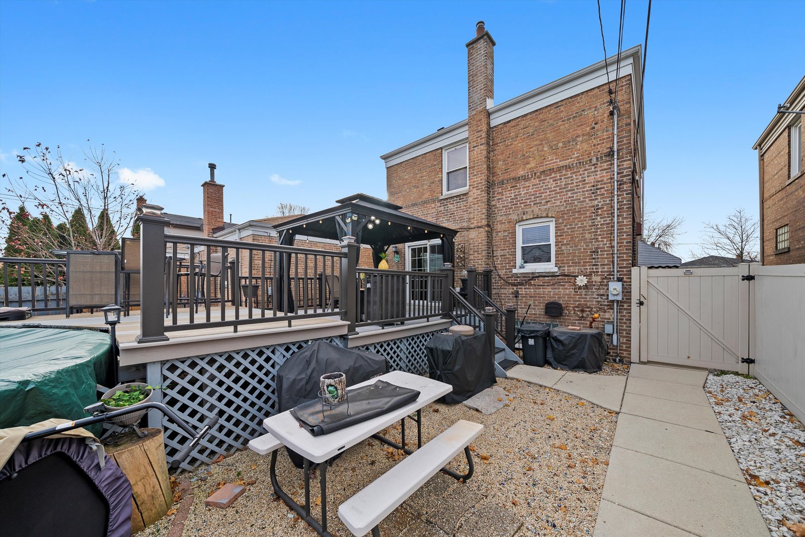 6123 S Meade Avenue, Chicago, IL 60638