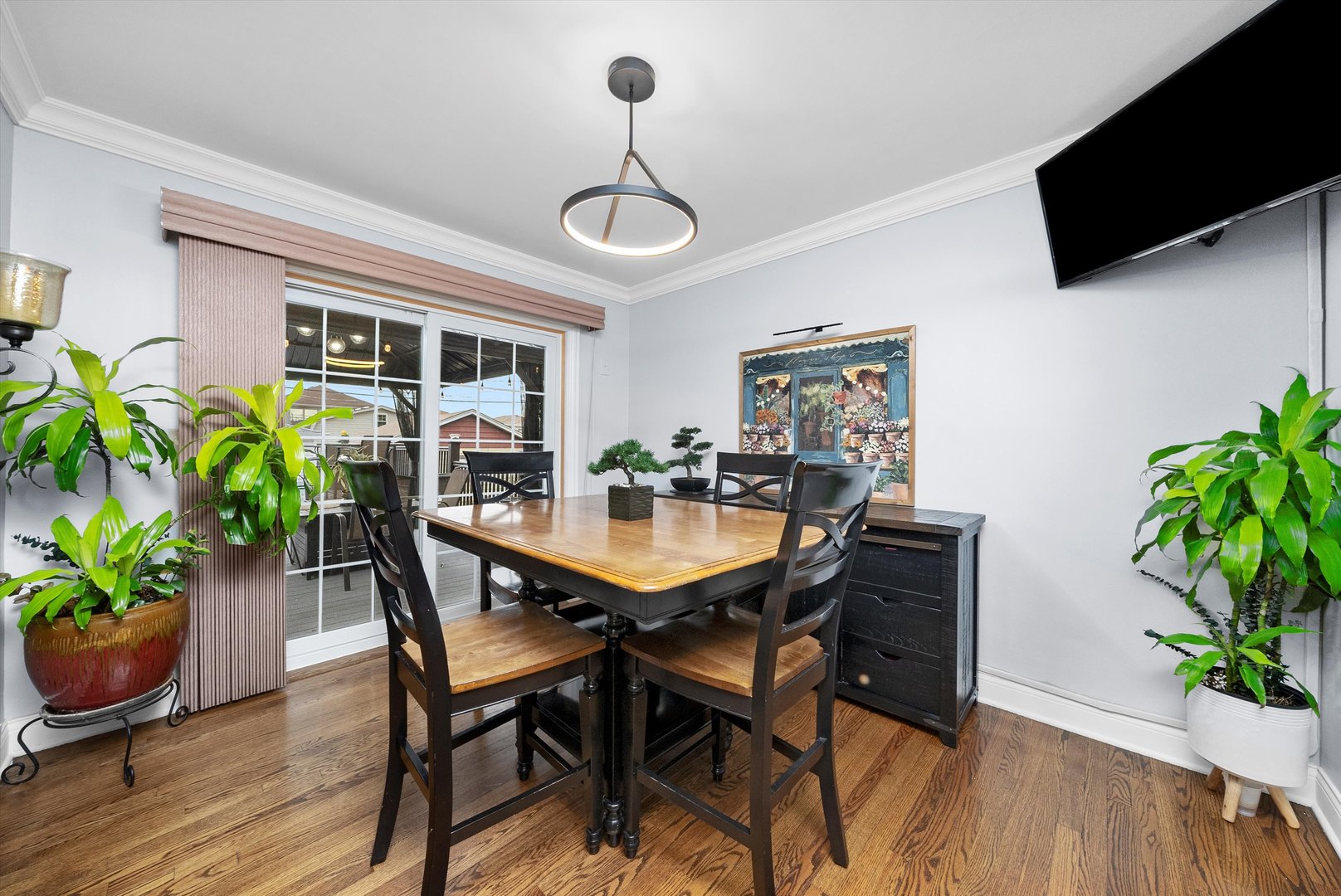 6123 S Meade Avenue, Chicago, IL 60638