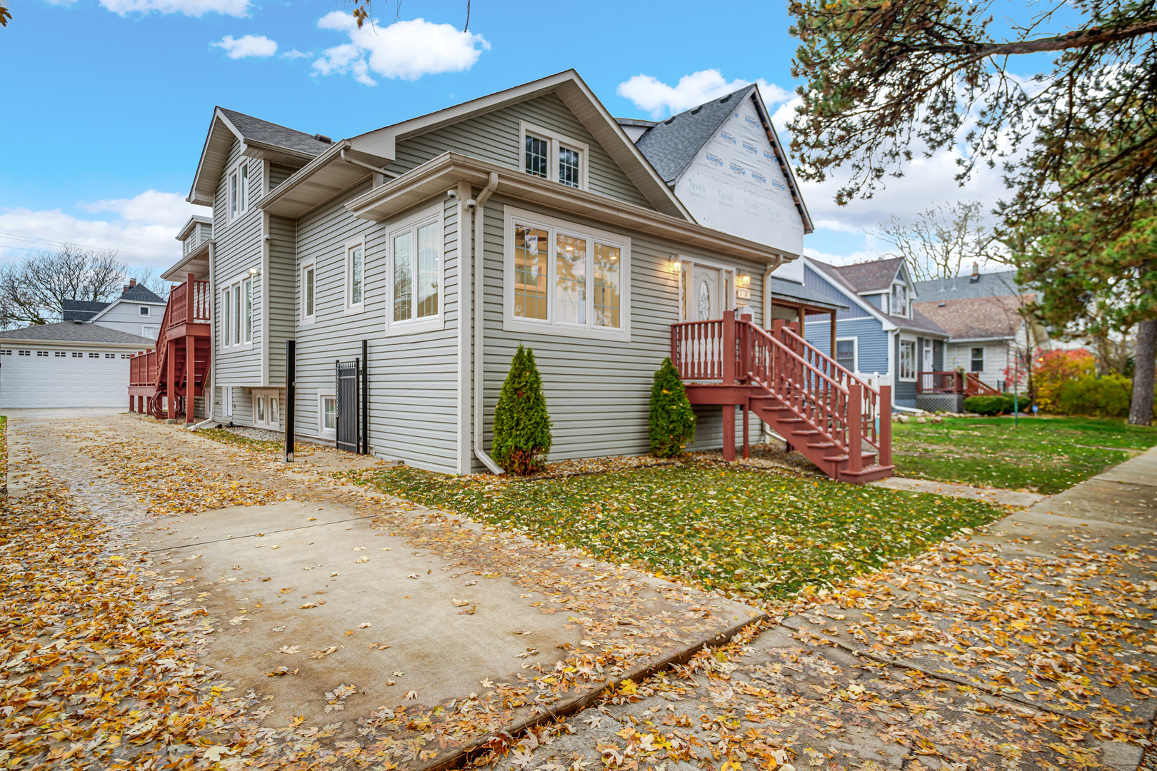 218 S 13th Avenue, Maywood, IL 60153