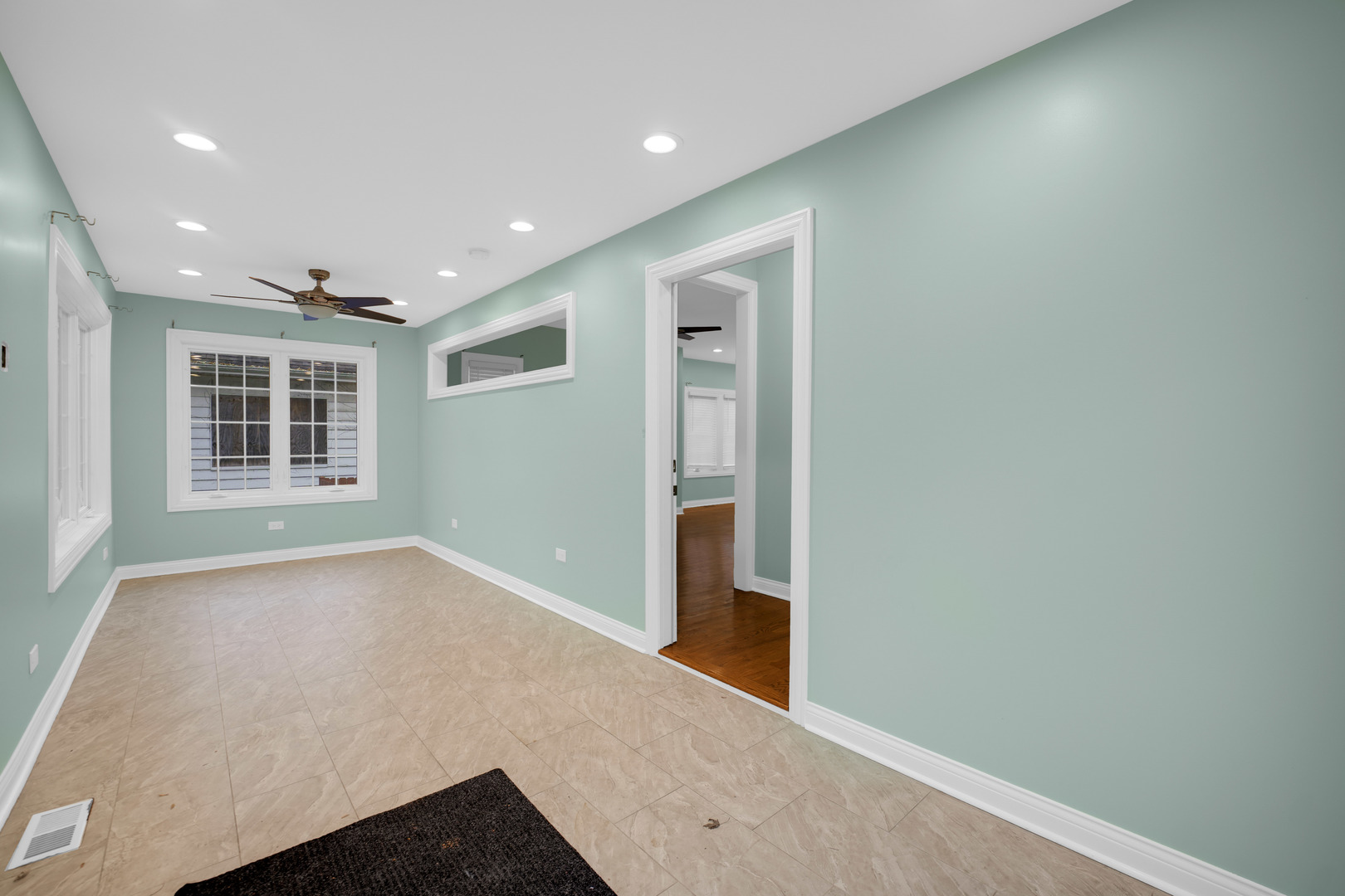 218 S 13th Avenue, Maywood, IL 60153