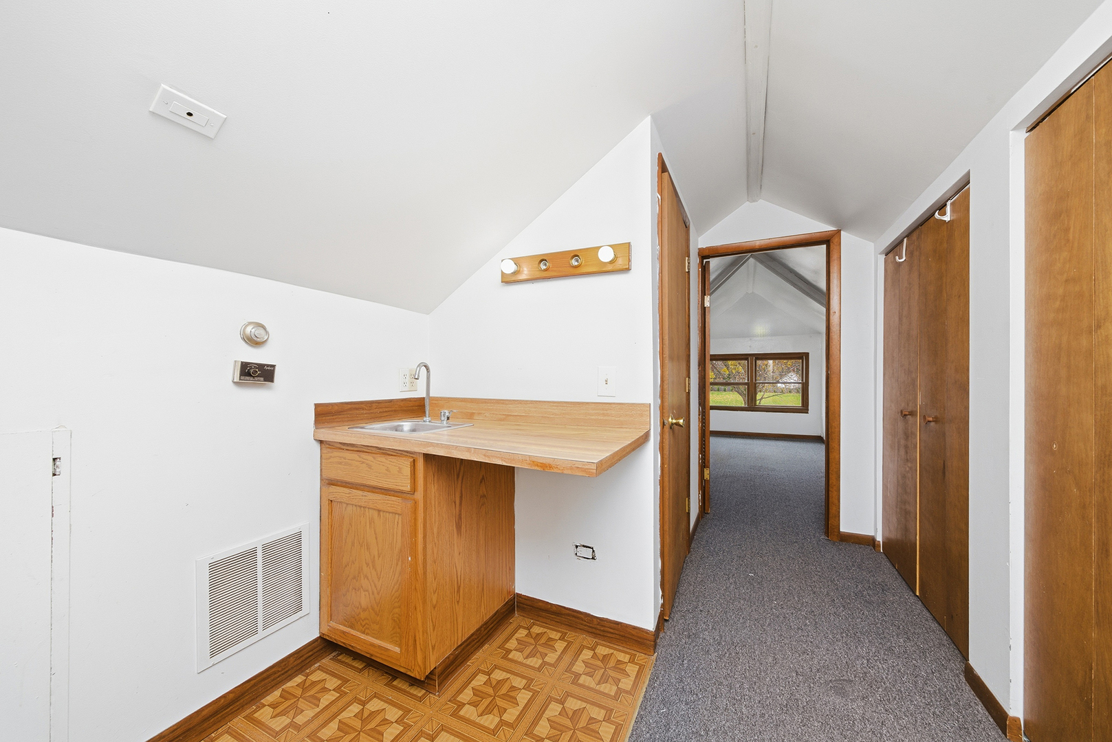 5624 Lomond Avenue, Downers Grove, IL 60516