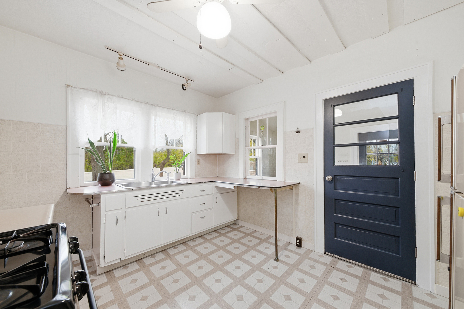 5624 Lomond Avenue, Downers Grove, IL 60516