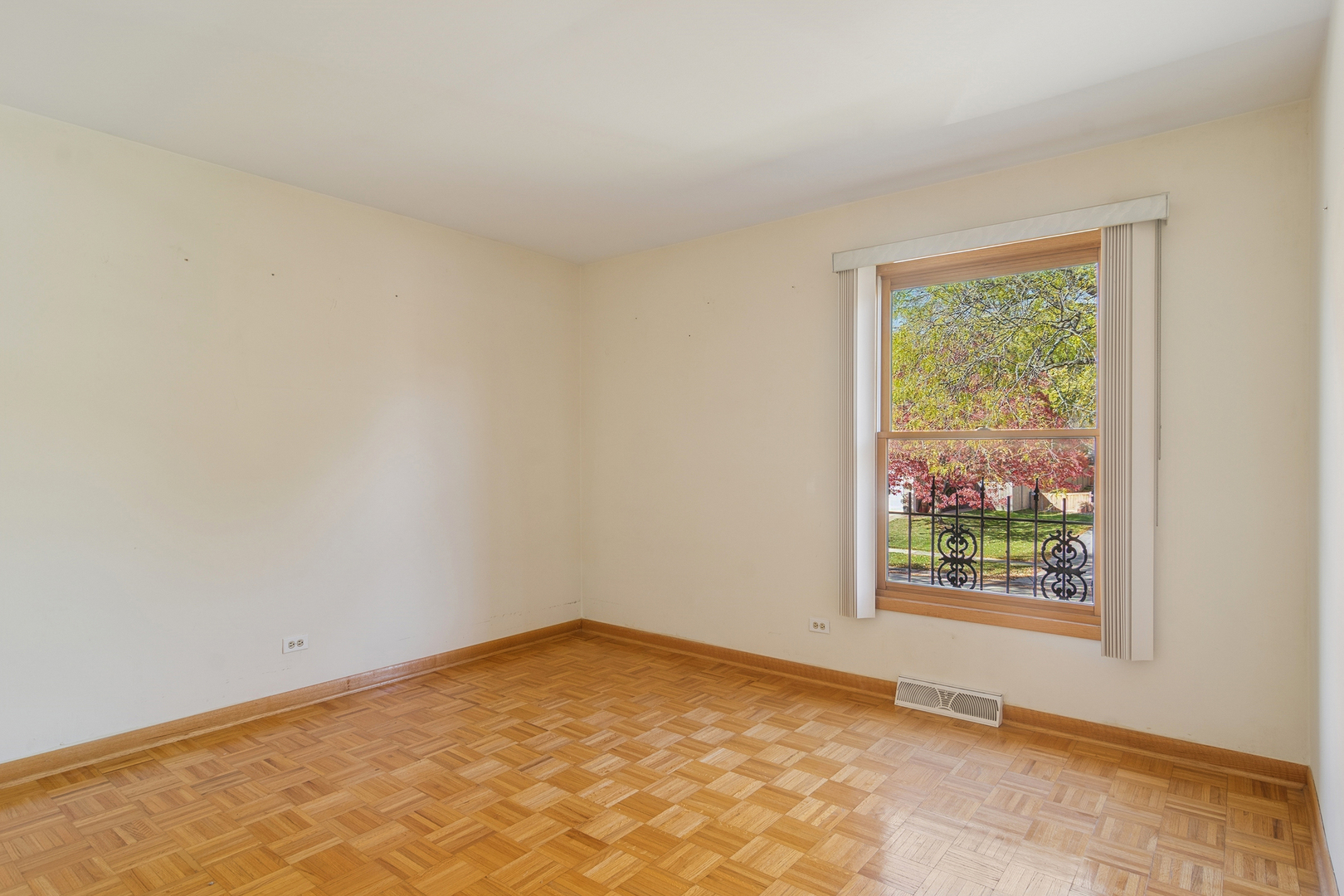 1057 W Peregrine Drive, Palatine, IL 60067