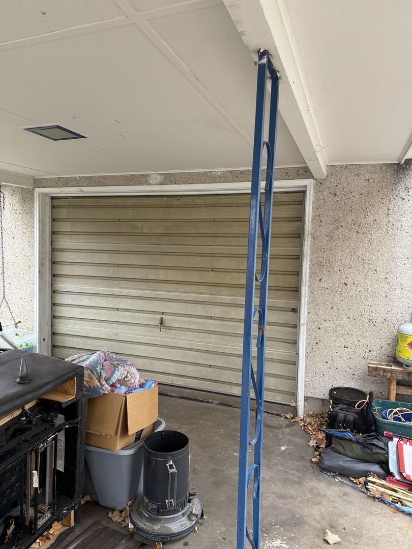 316 N La Salle Avenue, Ladd, IL 61329