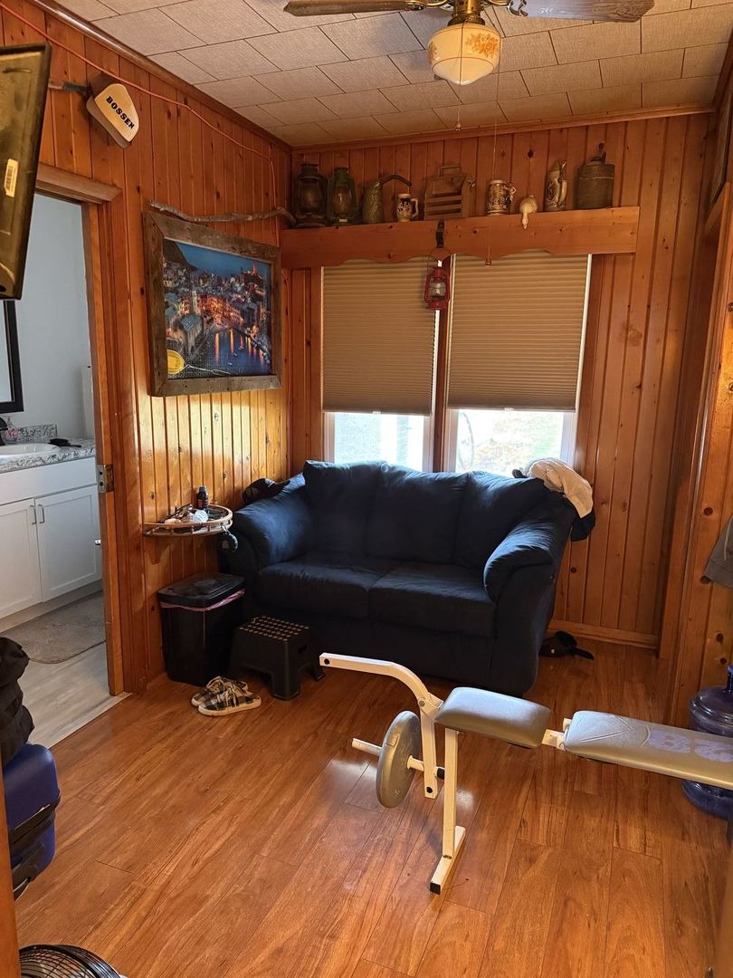 316 N La Salle Avenue, Ladd, IL 61329