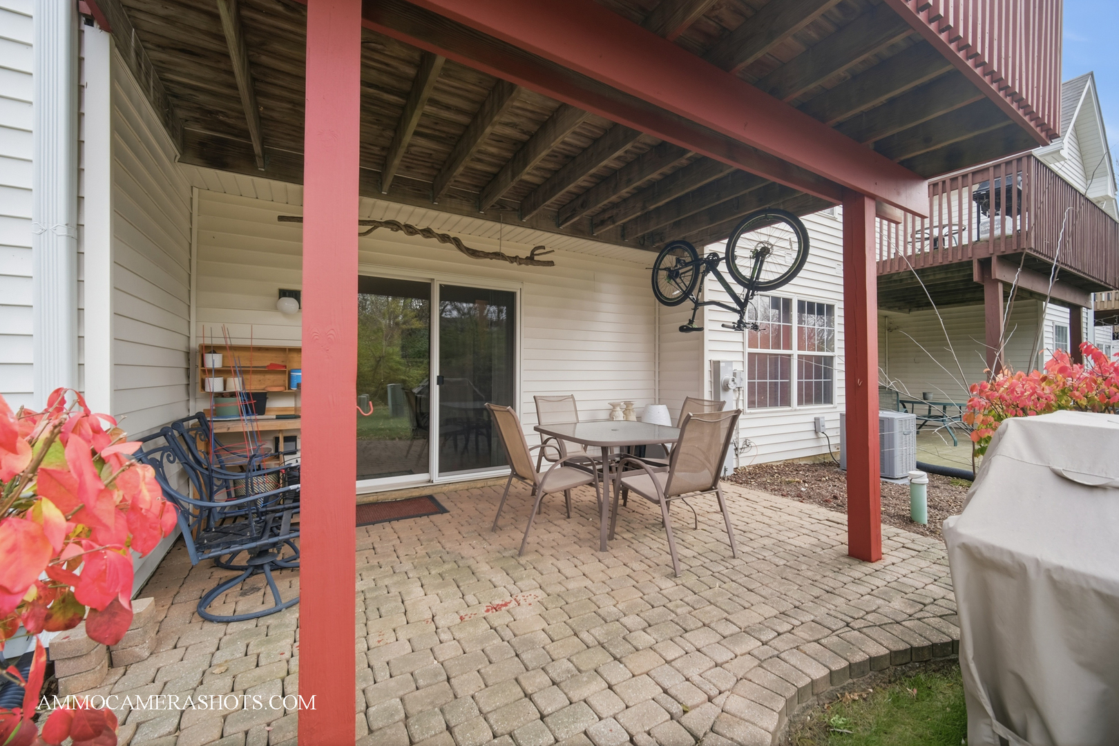 8022 SIERRA WOODS Lane #8022, Carpentersville, IL 60110