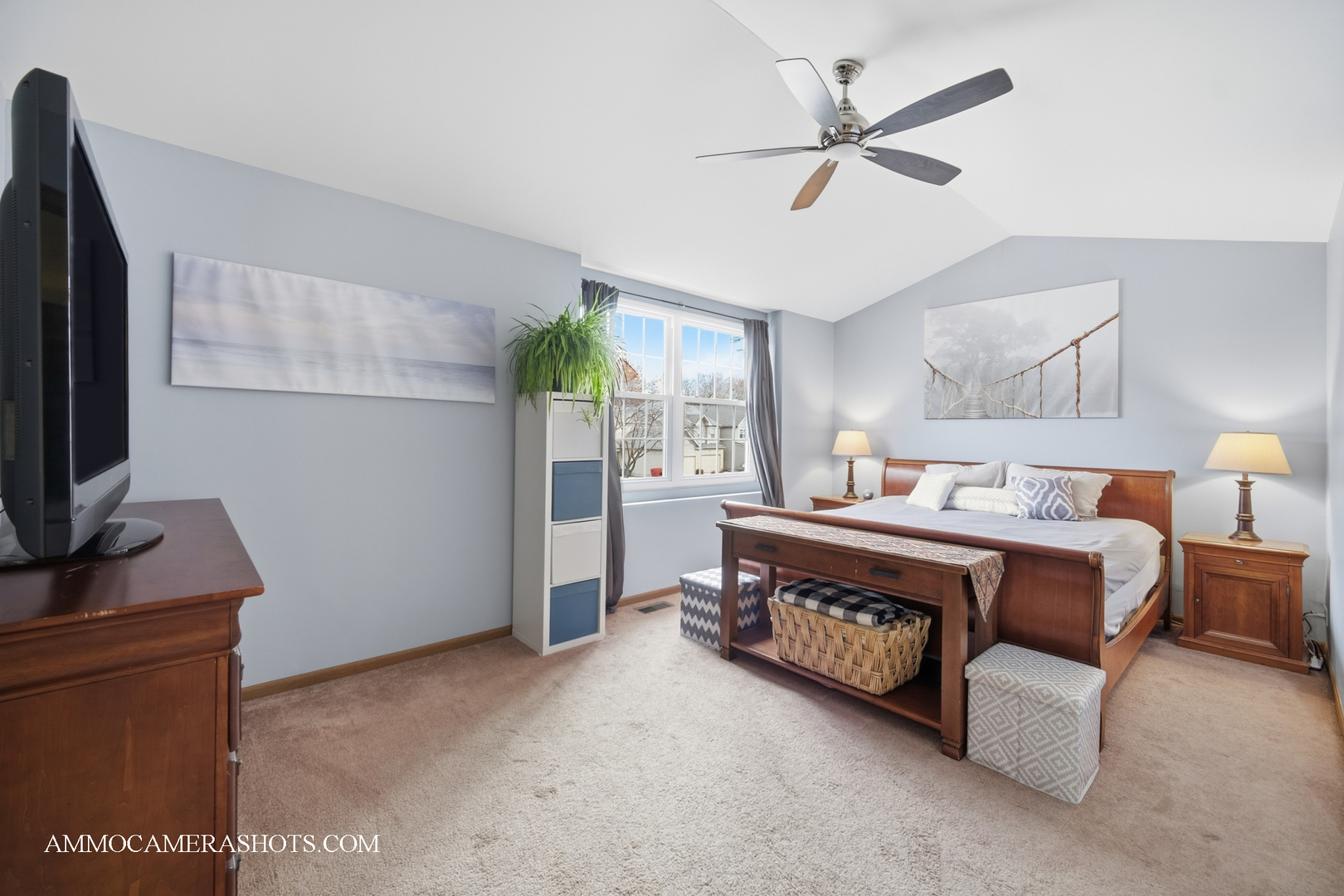 8022 SIERRA WOODS Lane #8022, Carpentersville, IL 60110