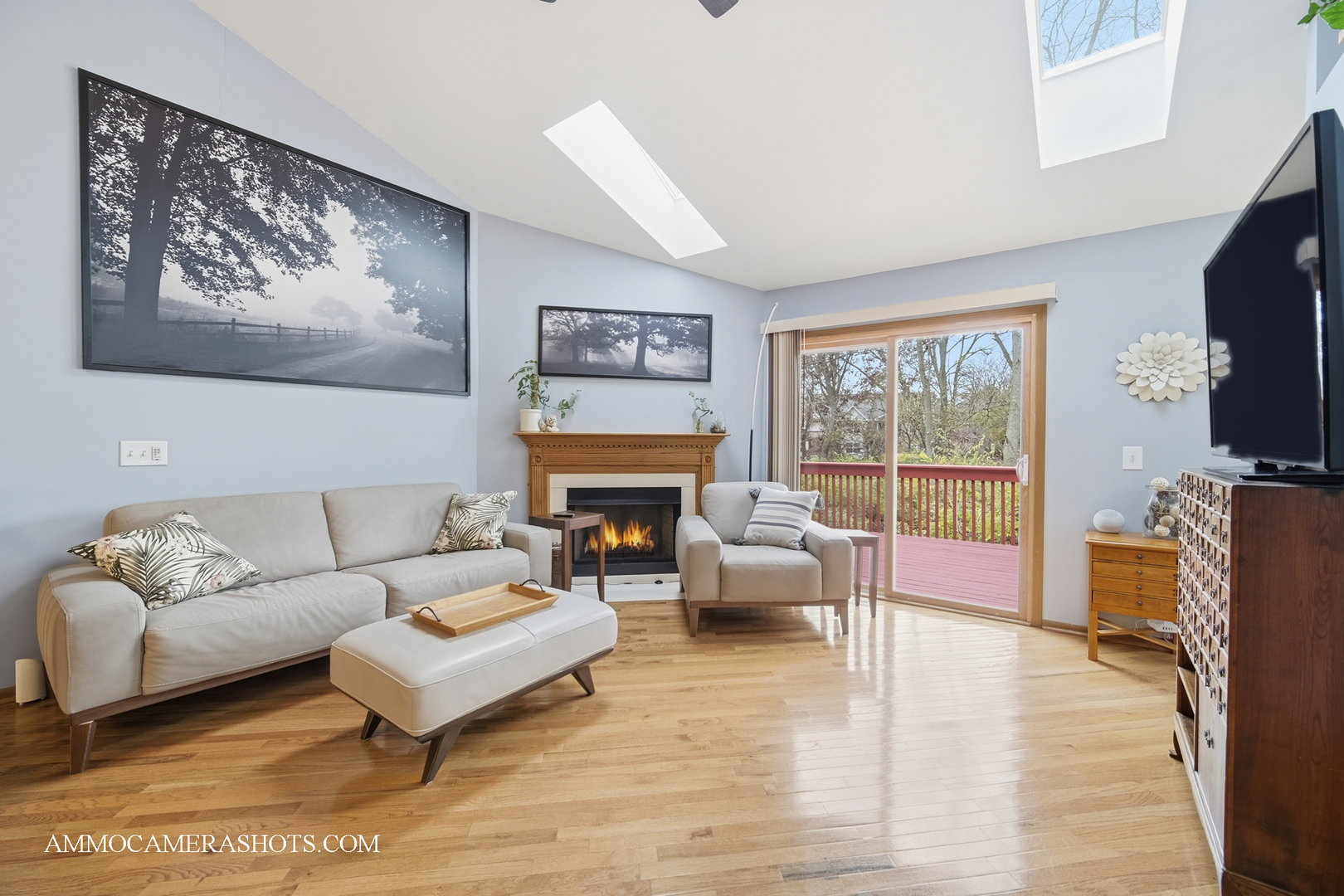 8022 SIERRA WOODS Lane #8022, Carpentersville, IL 60110