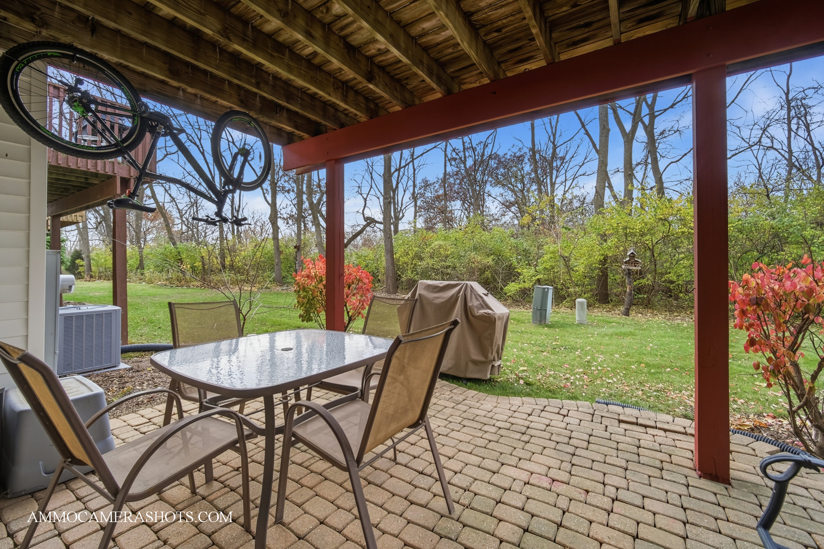 8022 SIERRA WOODS Lane #8022, Carpentersville, IL 60110