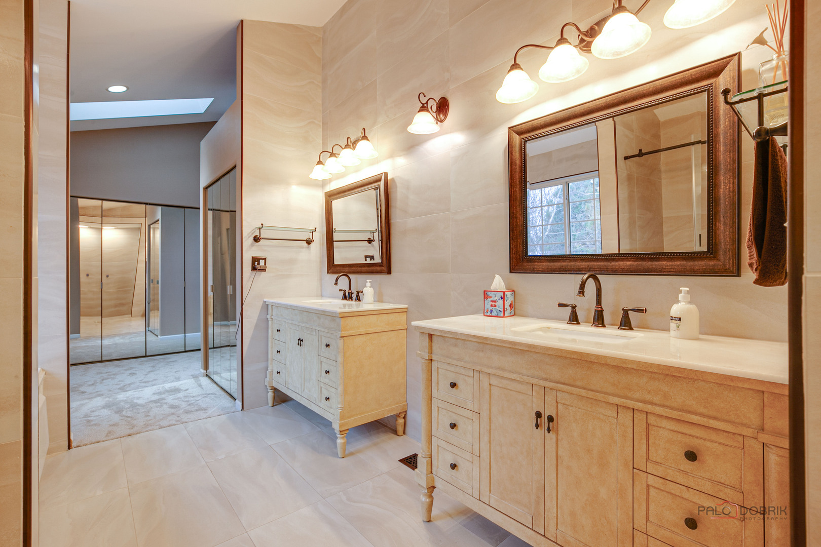 1090 Village Lane, Gurnee, IL 60031