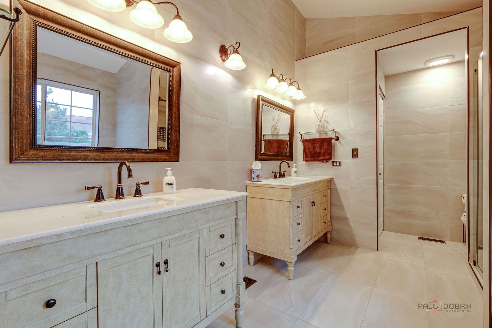 1090 Village Lane, Gurnee, IL 60031