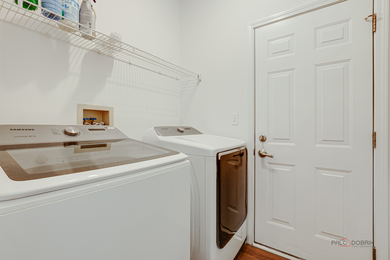 1090 Village Lane, Gurnee, IL 60031