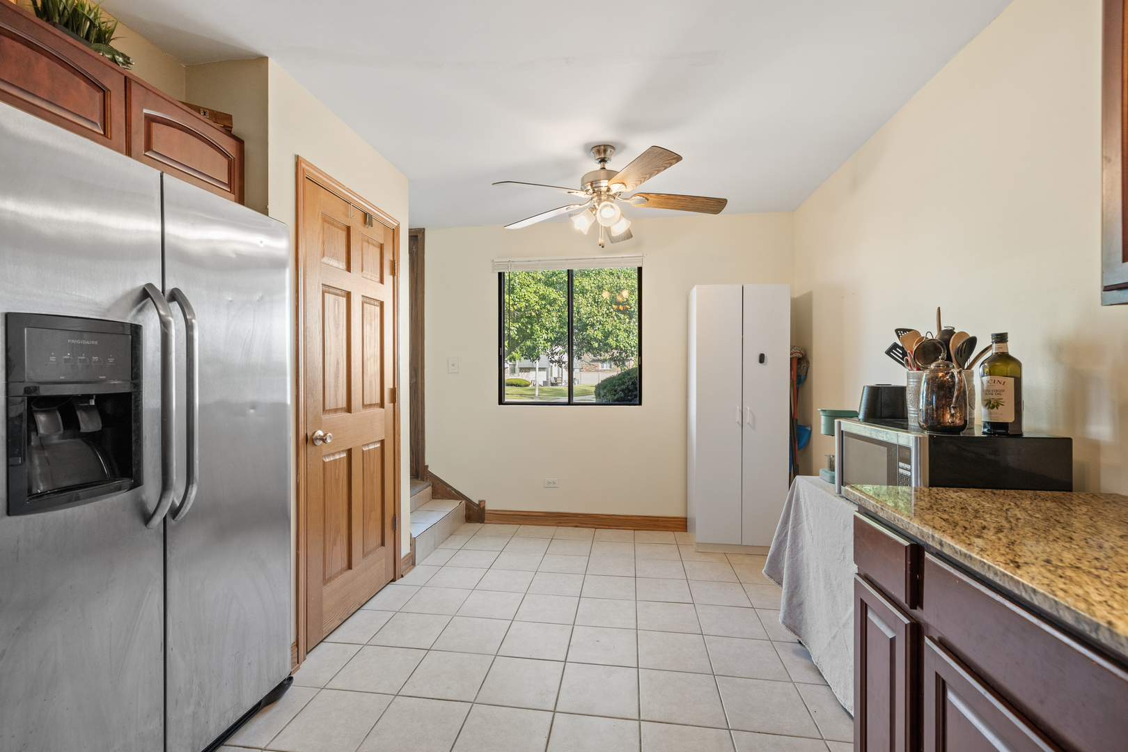 8411 162nd Place #2, Tinley Park, IL 60487