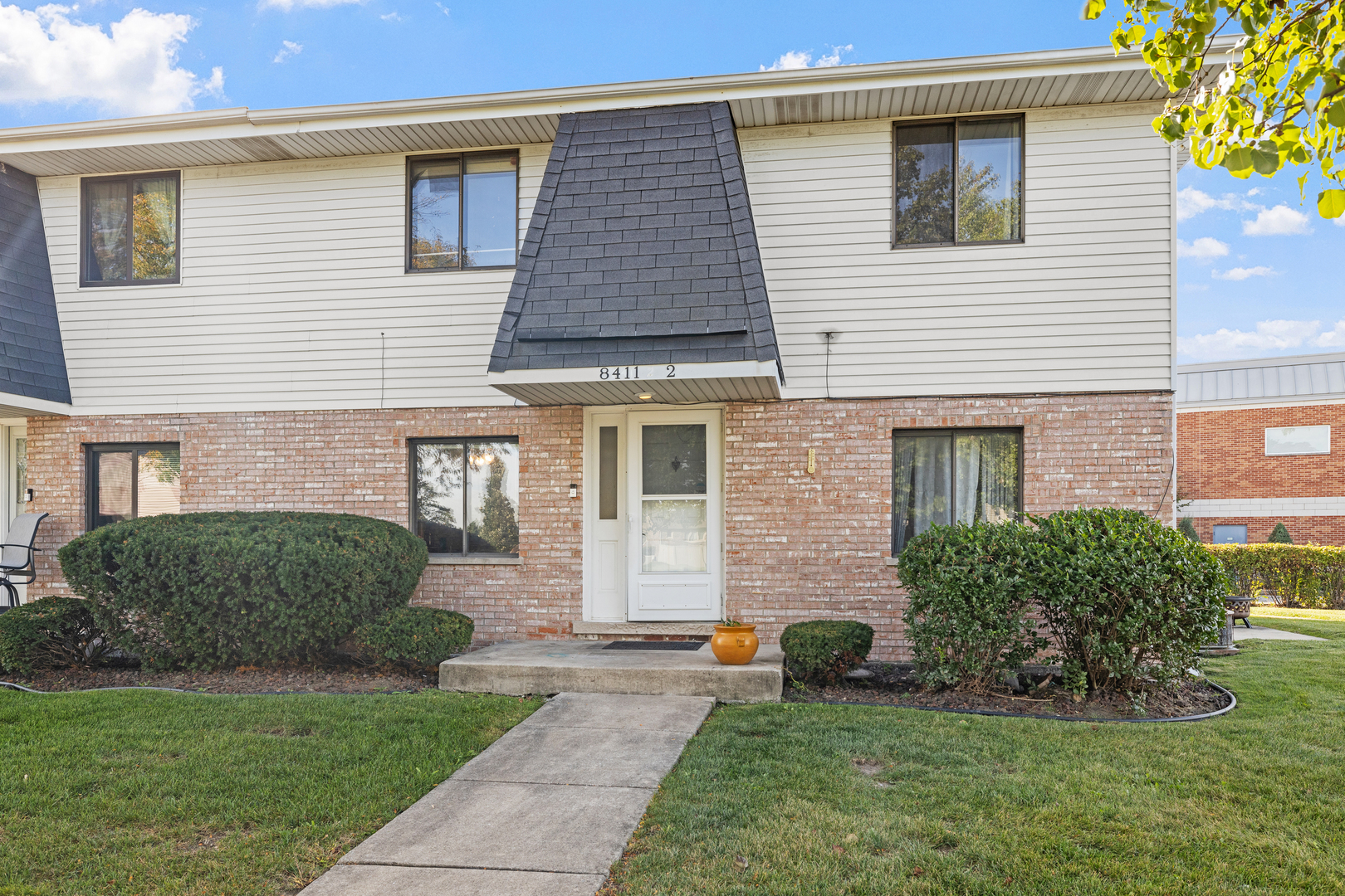 8411 162nd Place #2, Tinley Park, IL 60487