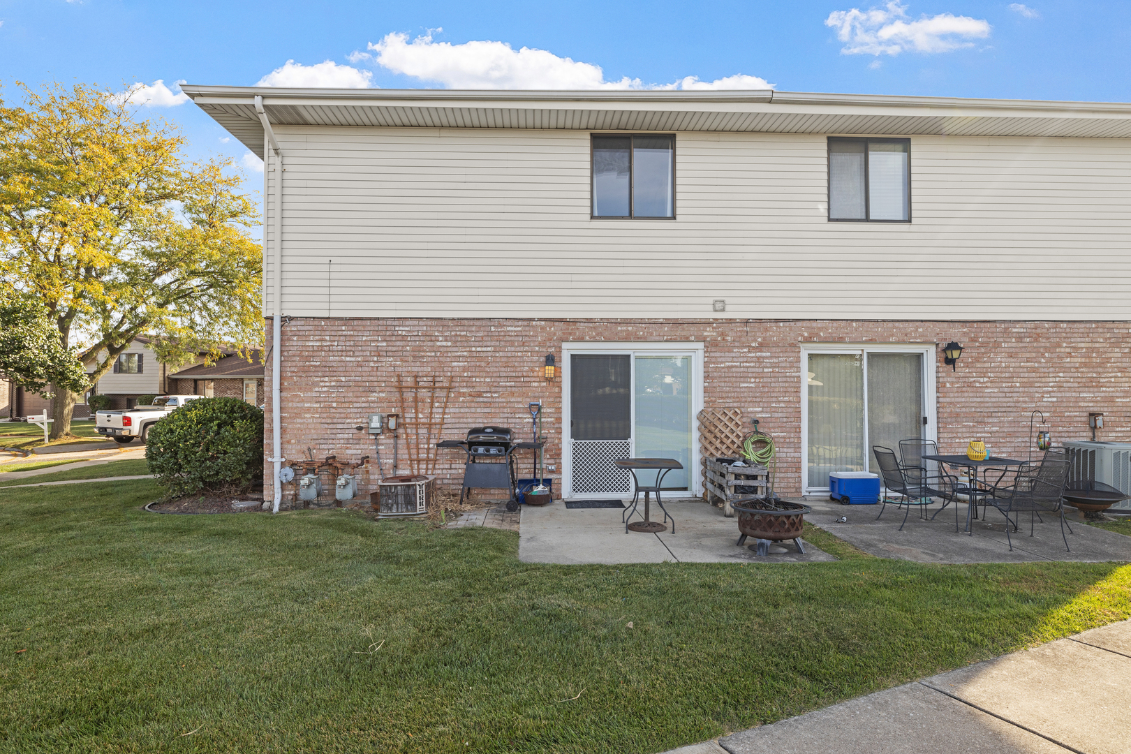 8411 162nd Place #2, Tinley Park, IL 60487