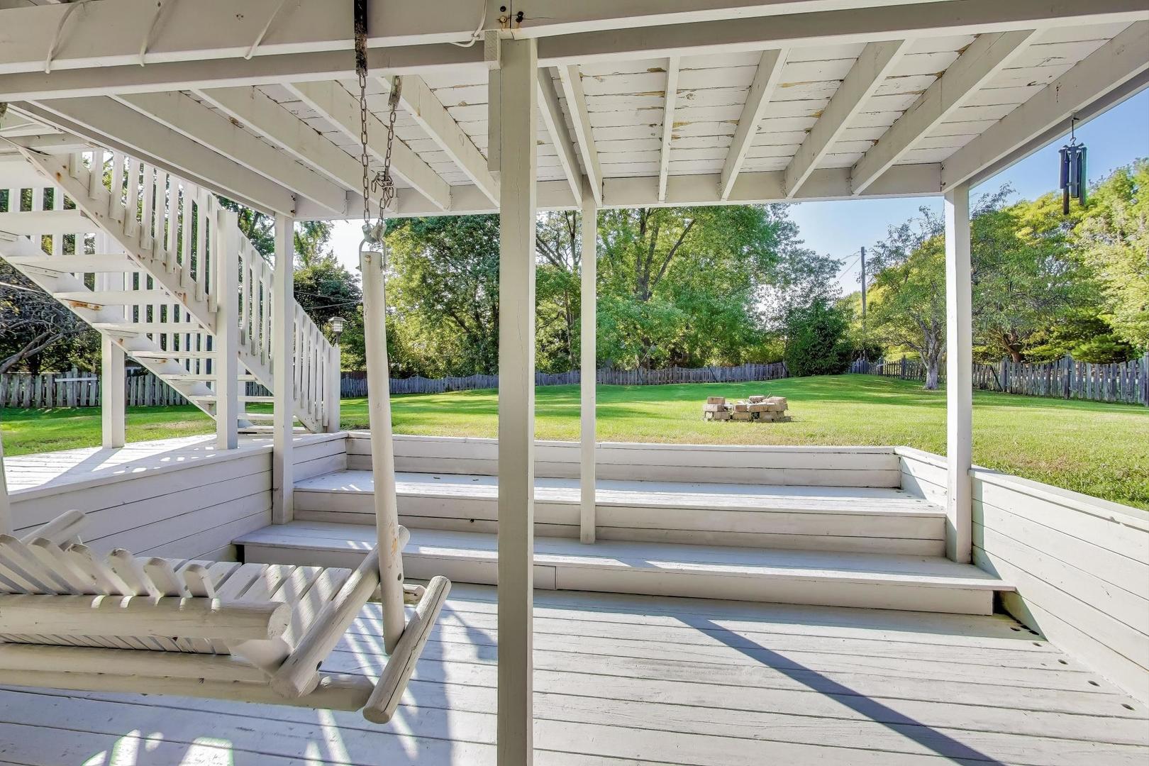 4N336 Locust Avenue, West Chicago, IL 60185