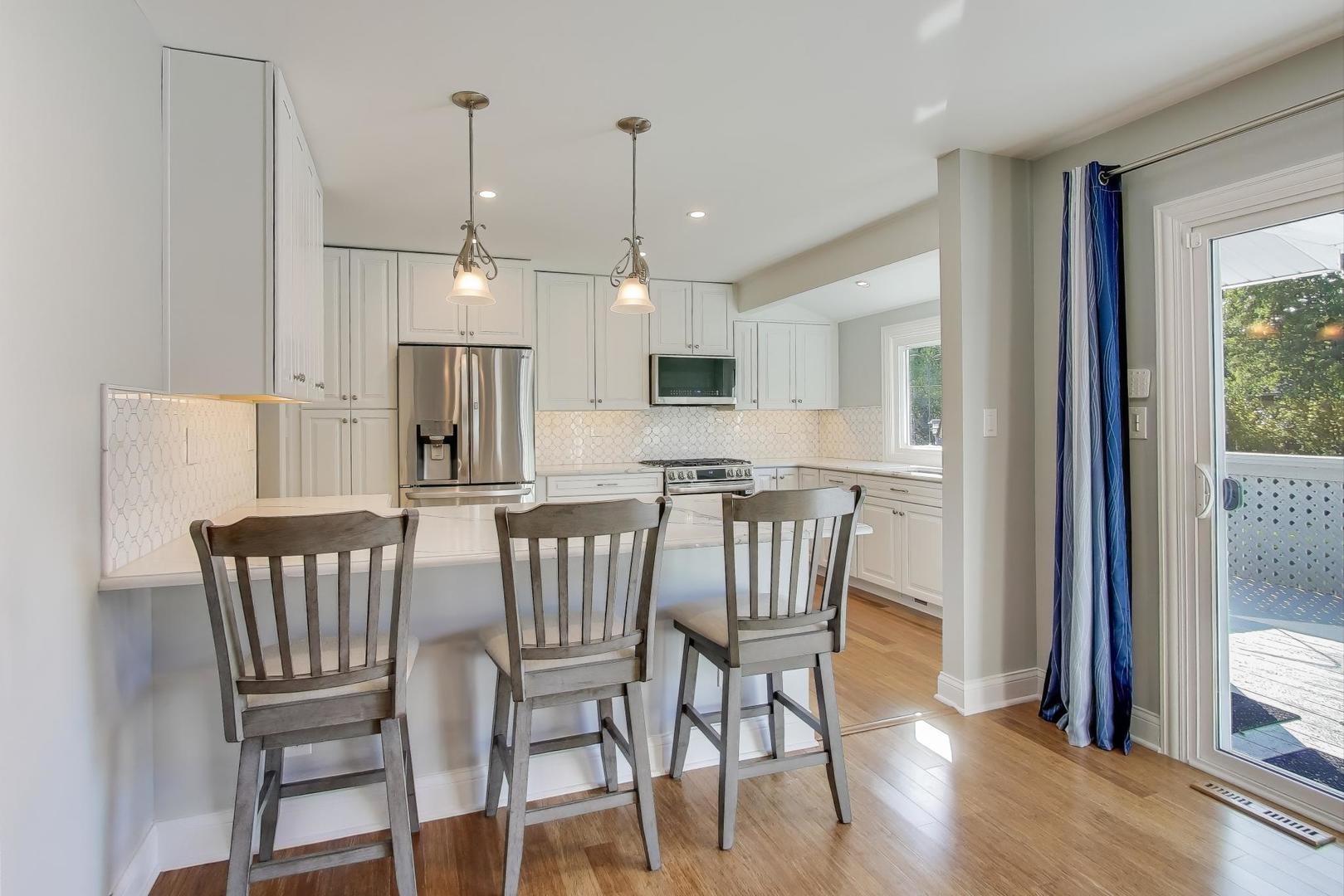 4N336 Locust Avenue, West Chicago, IL 60185