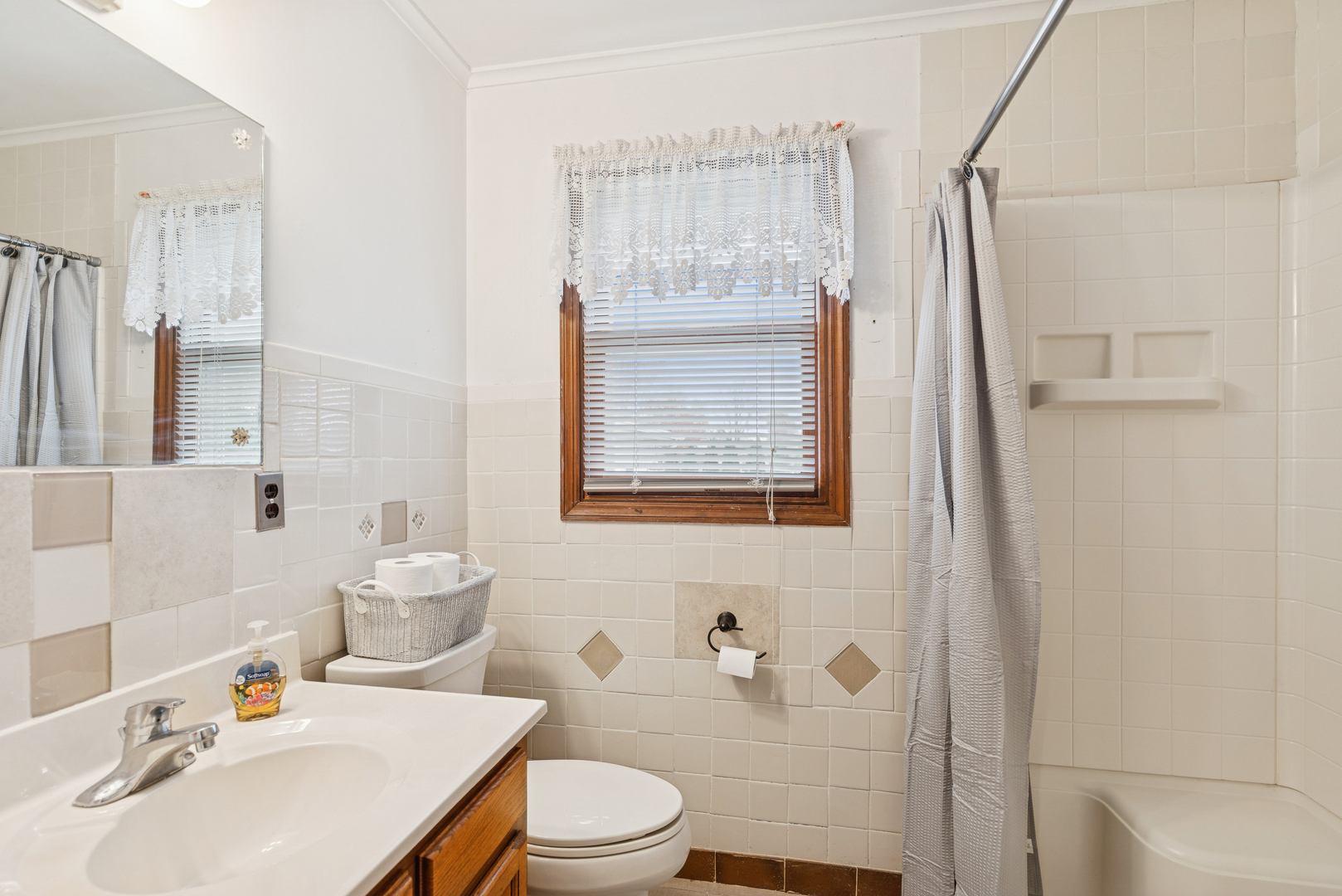 101 Mckinley Avenue, Lake Villa, IL 60046