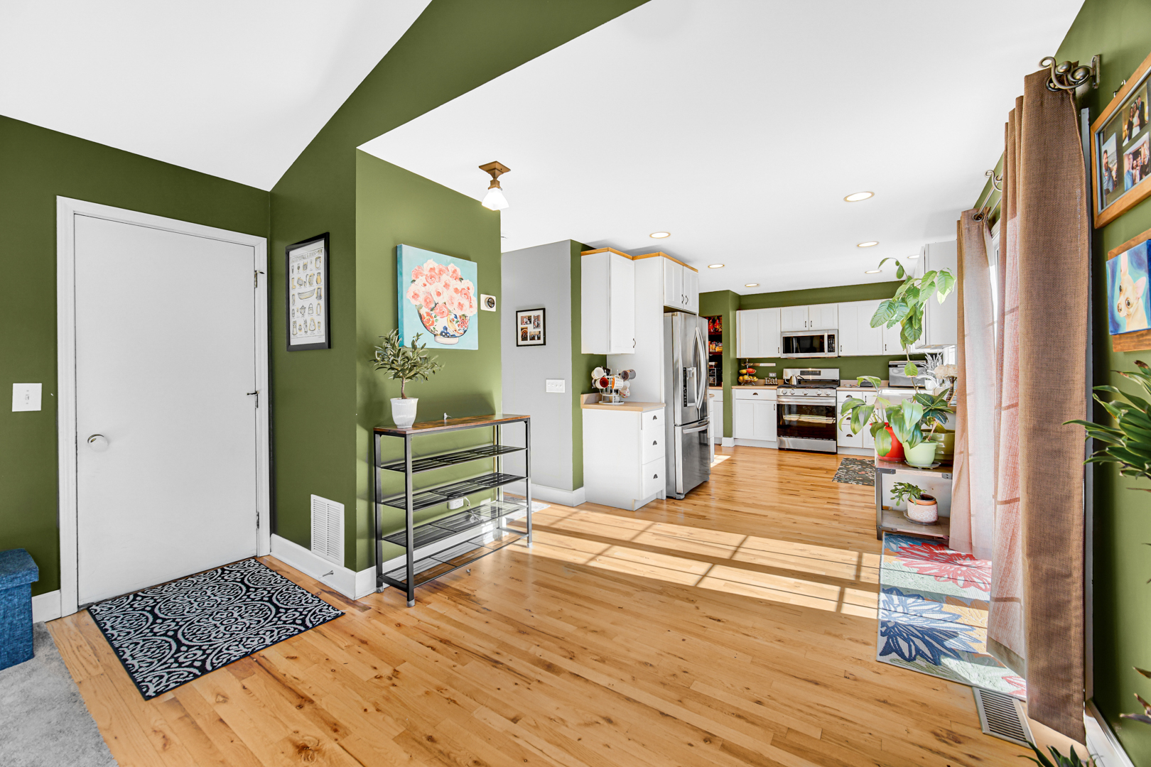 2105 Lawson Boulevard, Gurnee, IL 60031