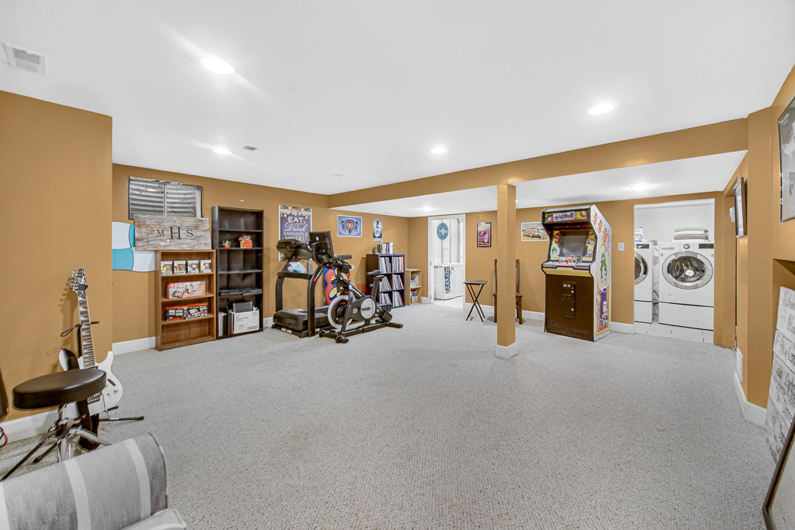 2105 Lawson Boulevard, Gurnee, IL 60031