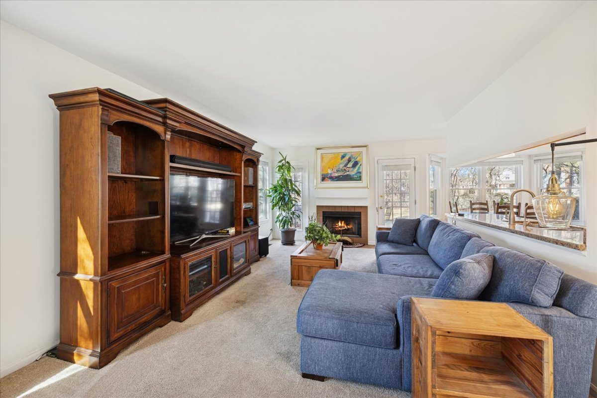 11438 Ashley Woods Drive, Westchester, IL 60154