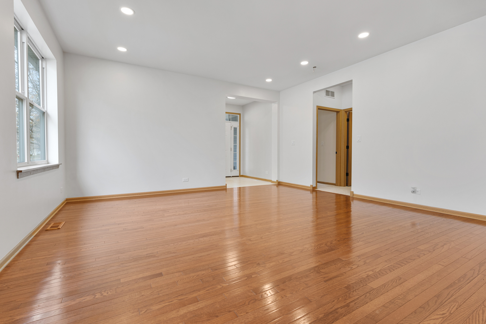 786 Bohannon Circle, Oswego, IL 60543