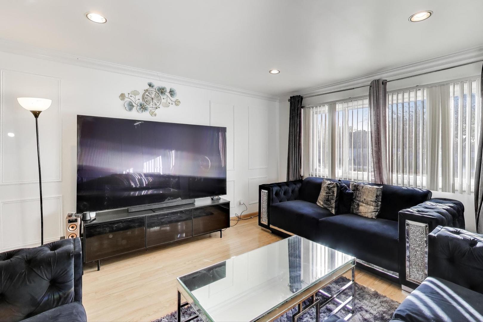 1507 Clearwater Lane, Wheeling, IL 60090