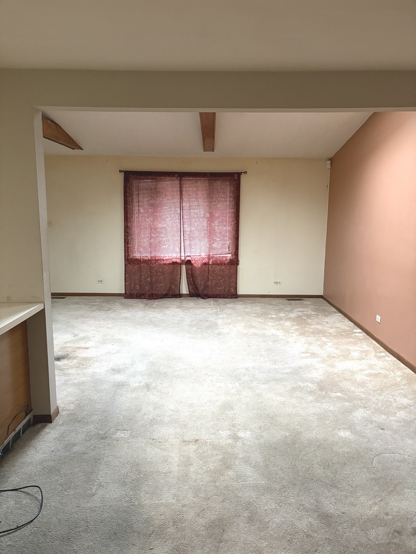 2347 S 17 Avenue, Broadview, IL 60155