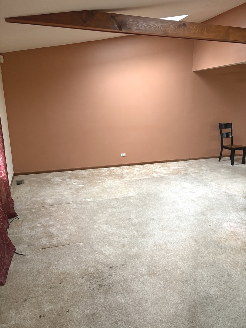 2347 S 17 Avenue, Broadview, IL 60155