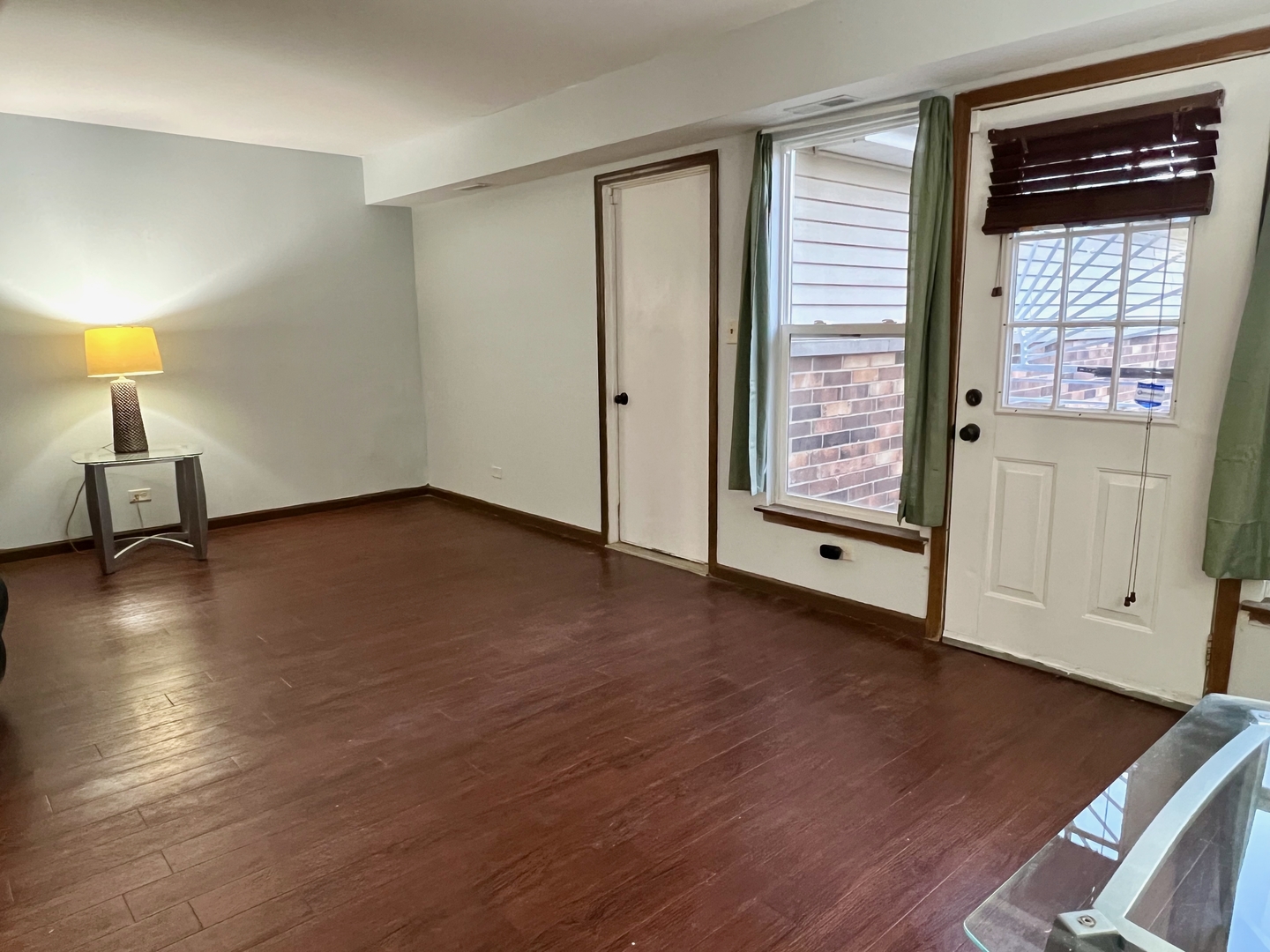 2611 E Martha Place, Burnham, IL 60633