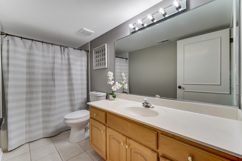 10832 S 76TH Avenue #2T, Worth, IL 60482