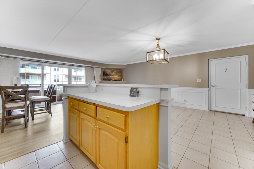 10832 S 76TH Avenue #2T, Worth, IL 60482