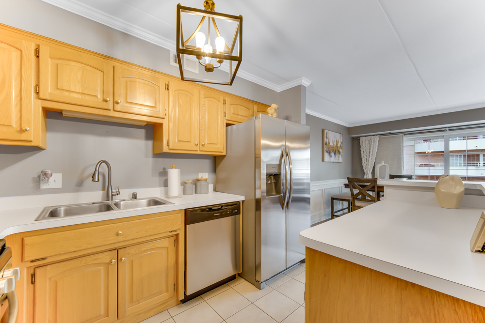 10832 S 76TH Avenue #2T, Worth, IL 60482