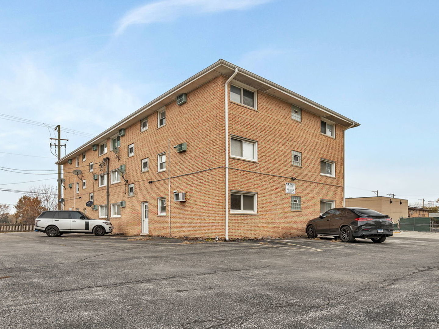 8751 W 79th Street #12, Justice, IL 60458