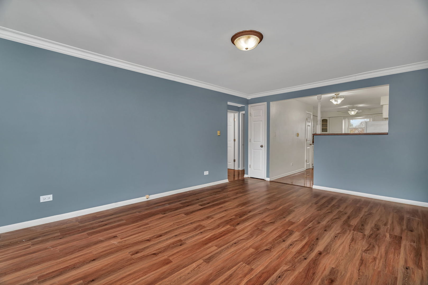 8751 W 79th Street #12, Justice, IL 60458