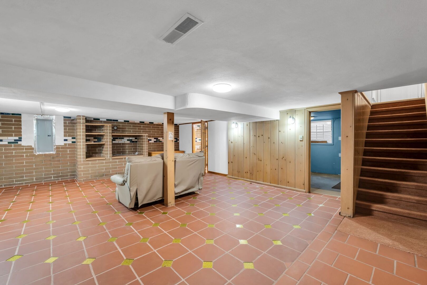 6020 N Landers Avenue, Chicago, IL 60646