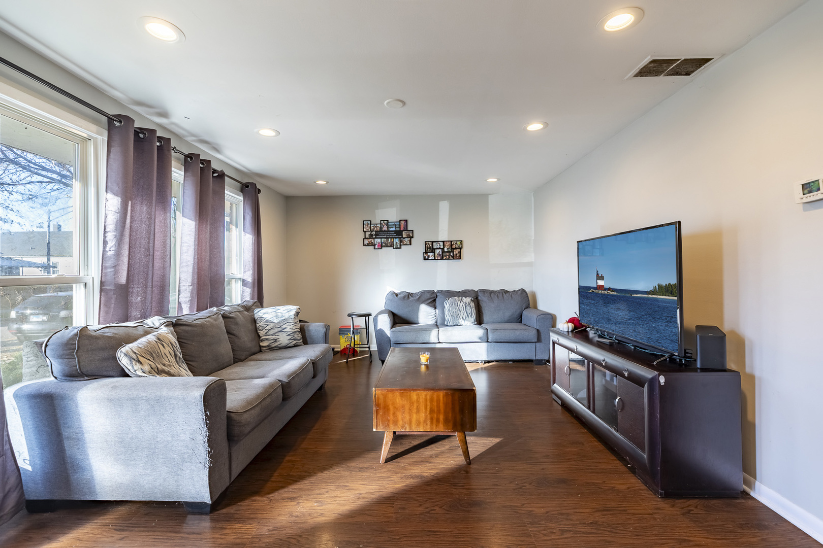 13415 S Mackinaw Avenue, Chicago, IL 60633