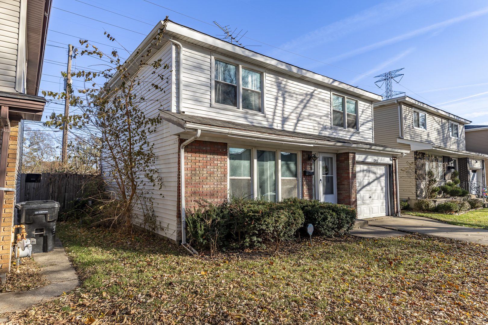 13415 S Mackinaw Avenue, Chicago, IL 60633