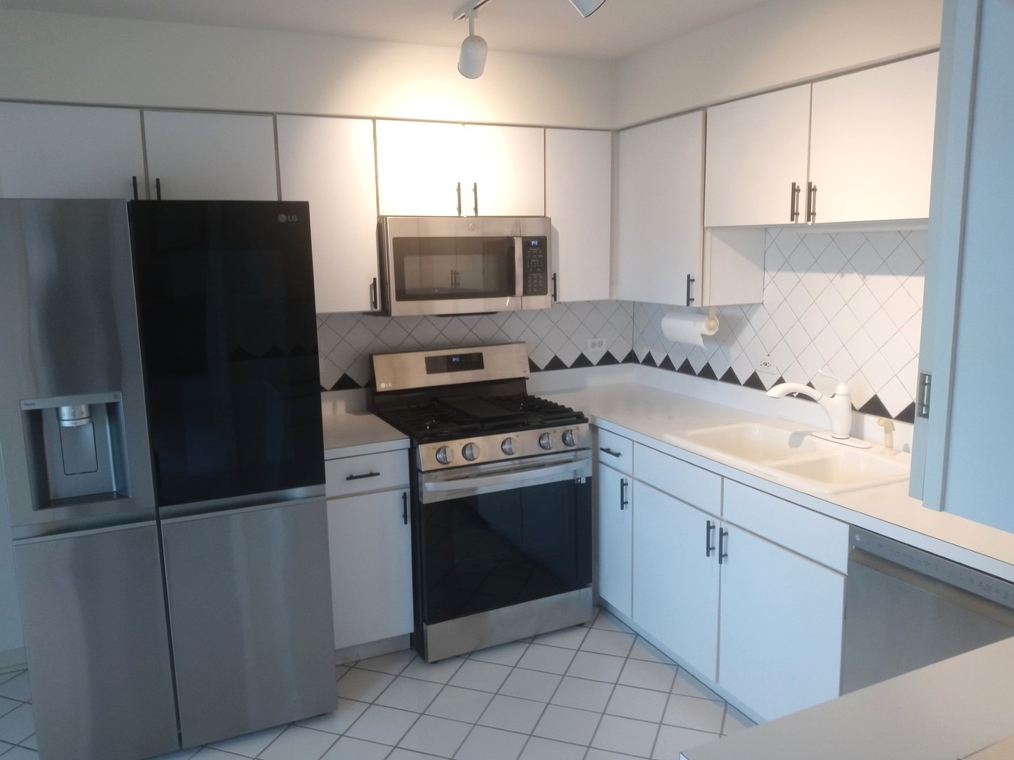 5434 Ashbrook Place #-, Downers Grove, IL 60515