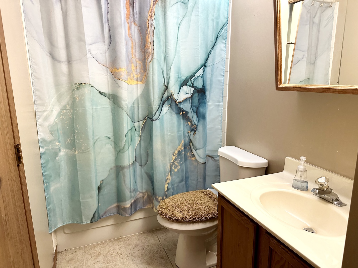 3316 Greenwich Lane, Island Lake, IL 60042