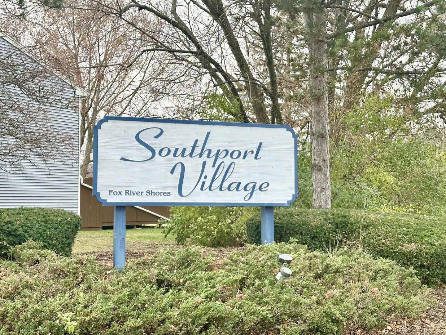 3316 Greenwich Lane, Island Lake, IL 60042