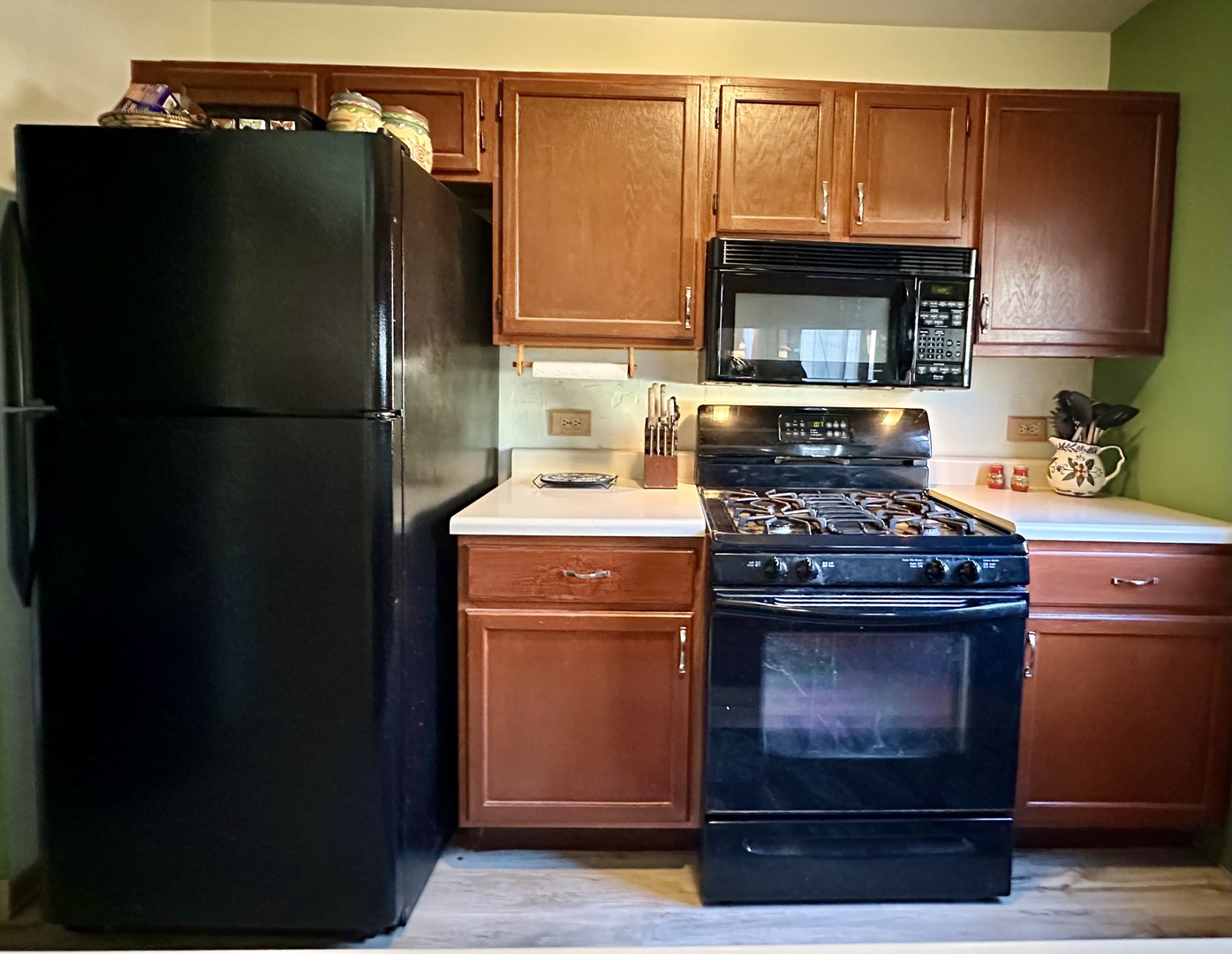 3316 Greenwich Lane, Island Lake, IL 60042