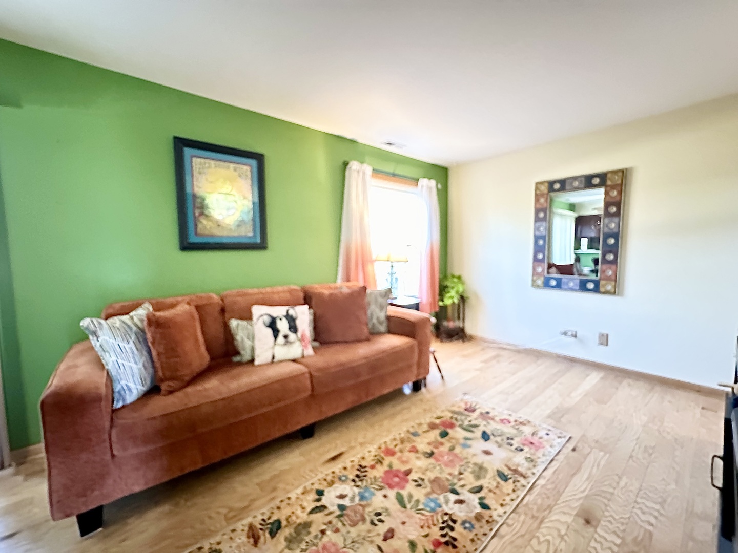 3316 Greenwich Lane, Island Lake, IL 60042